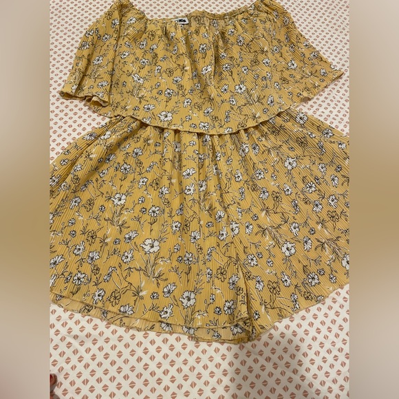 Fashionova- Jil romper (NWOT) - Picture 11 of 15